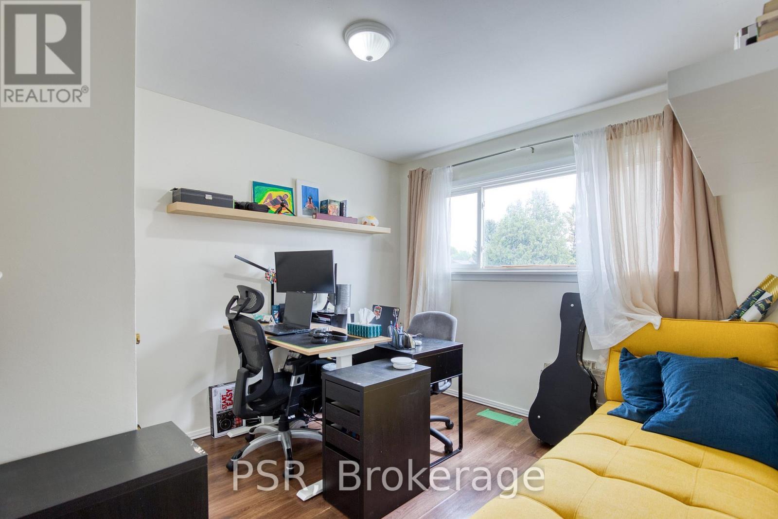 514 Krug Street, Kitchener, ON - Indoor Photo Showing Office