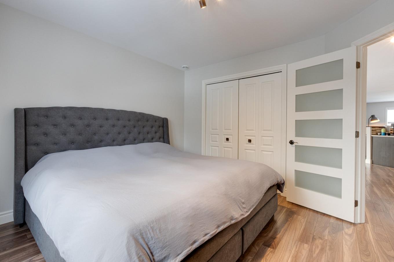 Chambre à coucher principale - 574 Rue Du Clos-Des-Ducs, Prévost, QC - Indoor Photo Showing Bedroom