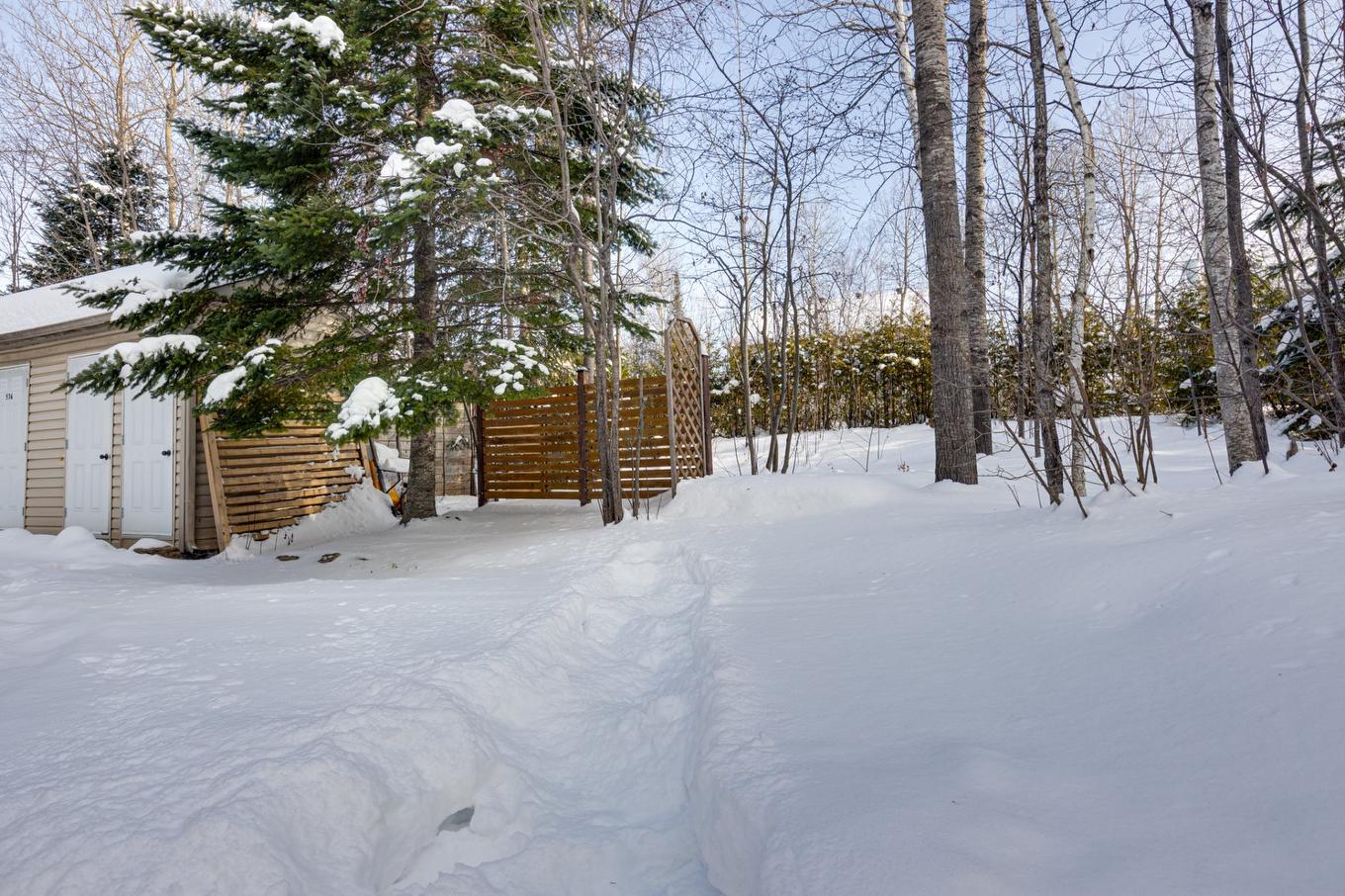 Cour - 574 Rue Du Clos-Des-Ducs, Prévost, QC - Outdoor