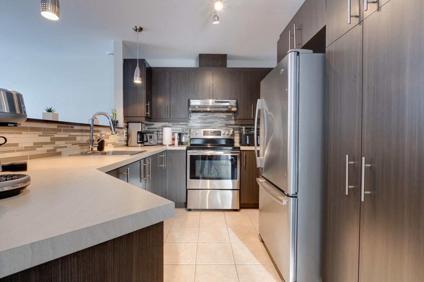 Cuisine - 574 Rue Du Clos-Des-Ducs, Prévost, QC - Indoor Photo Showing Kitchen