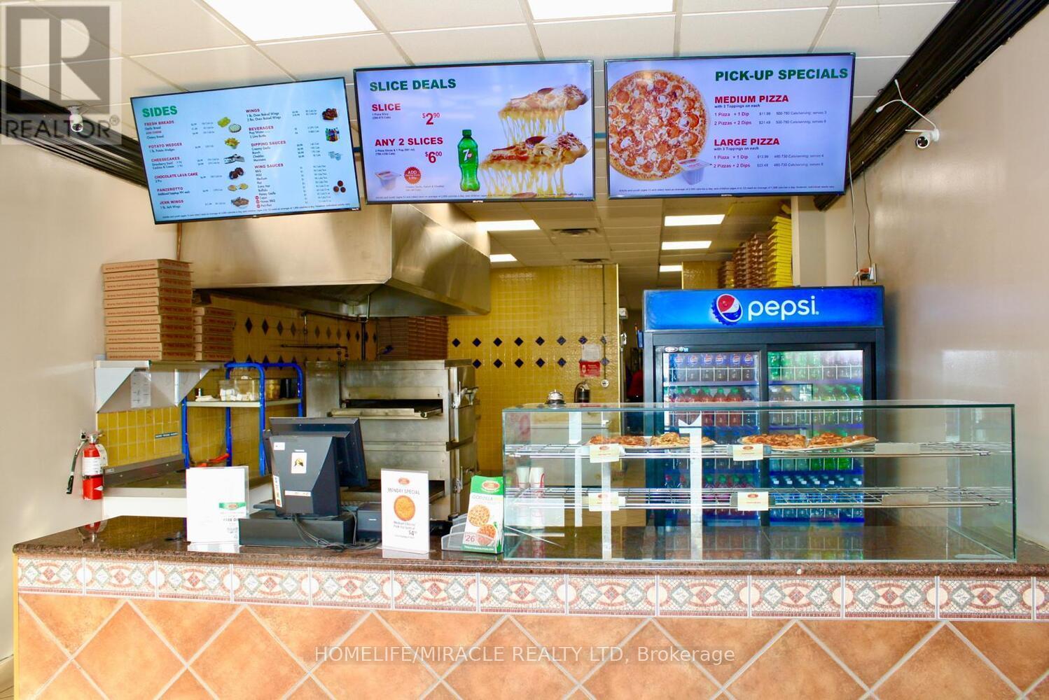 697 Queenston Road, Hamilton, ON