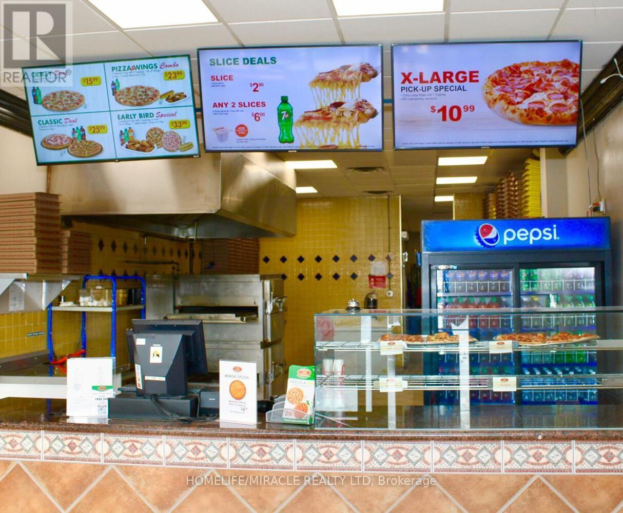 697 Queenston Road, Hamilton, ON