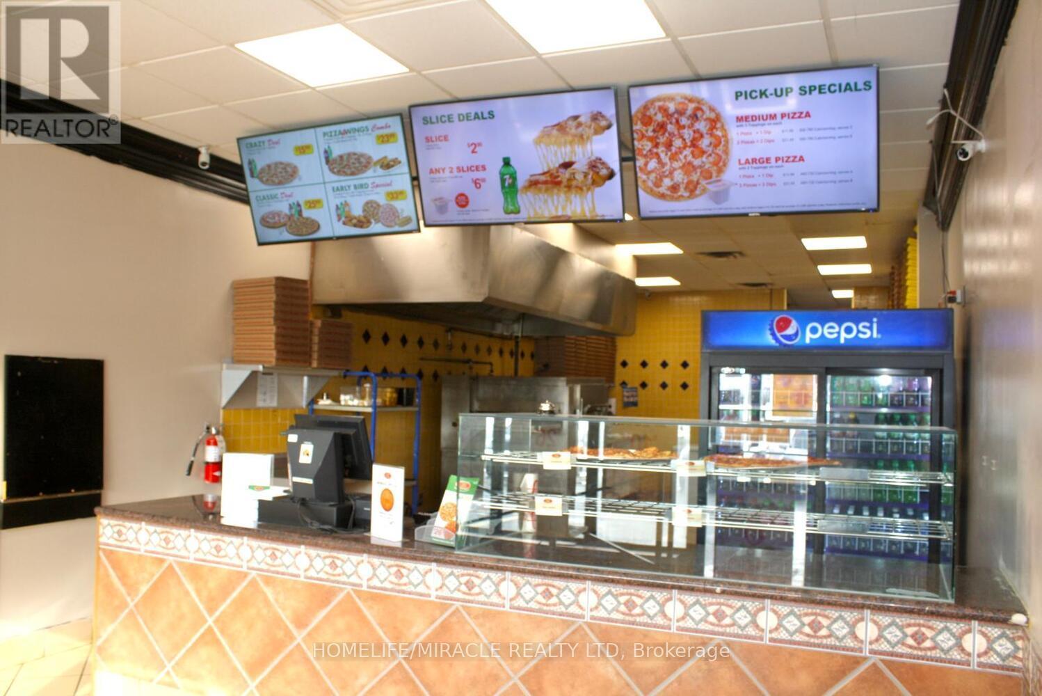 697 Queenston Road, Hamilton, ON