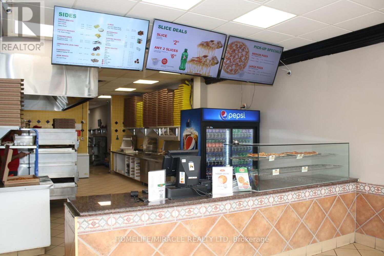 697 Queenston Road, Hamilton, ON