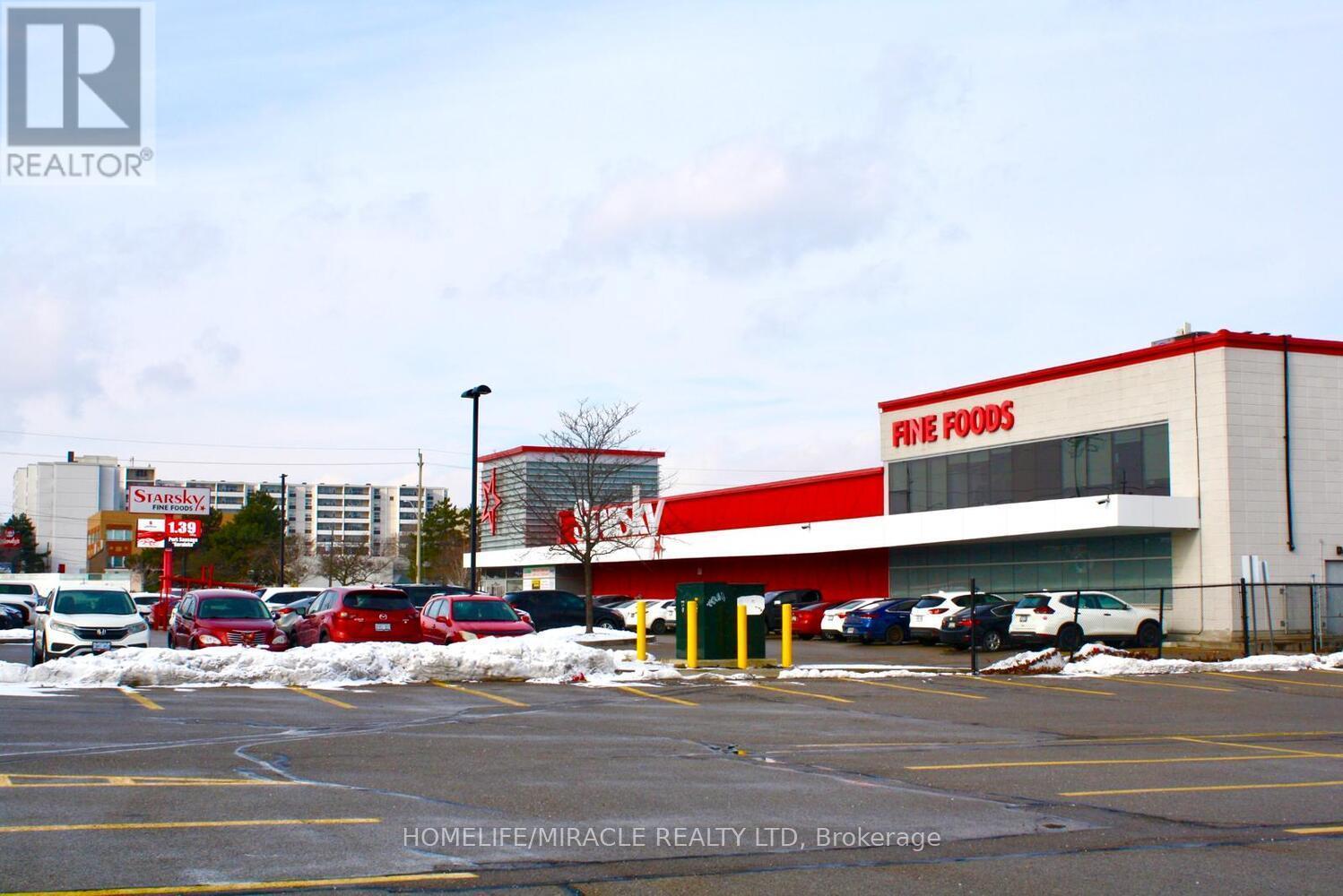 697 Queenston Road, Hamilton, ON