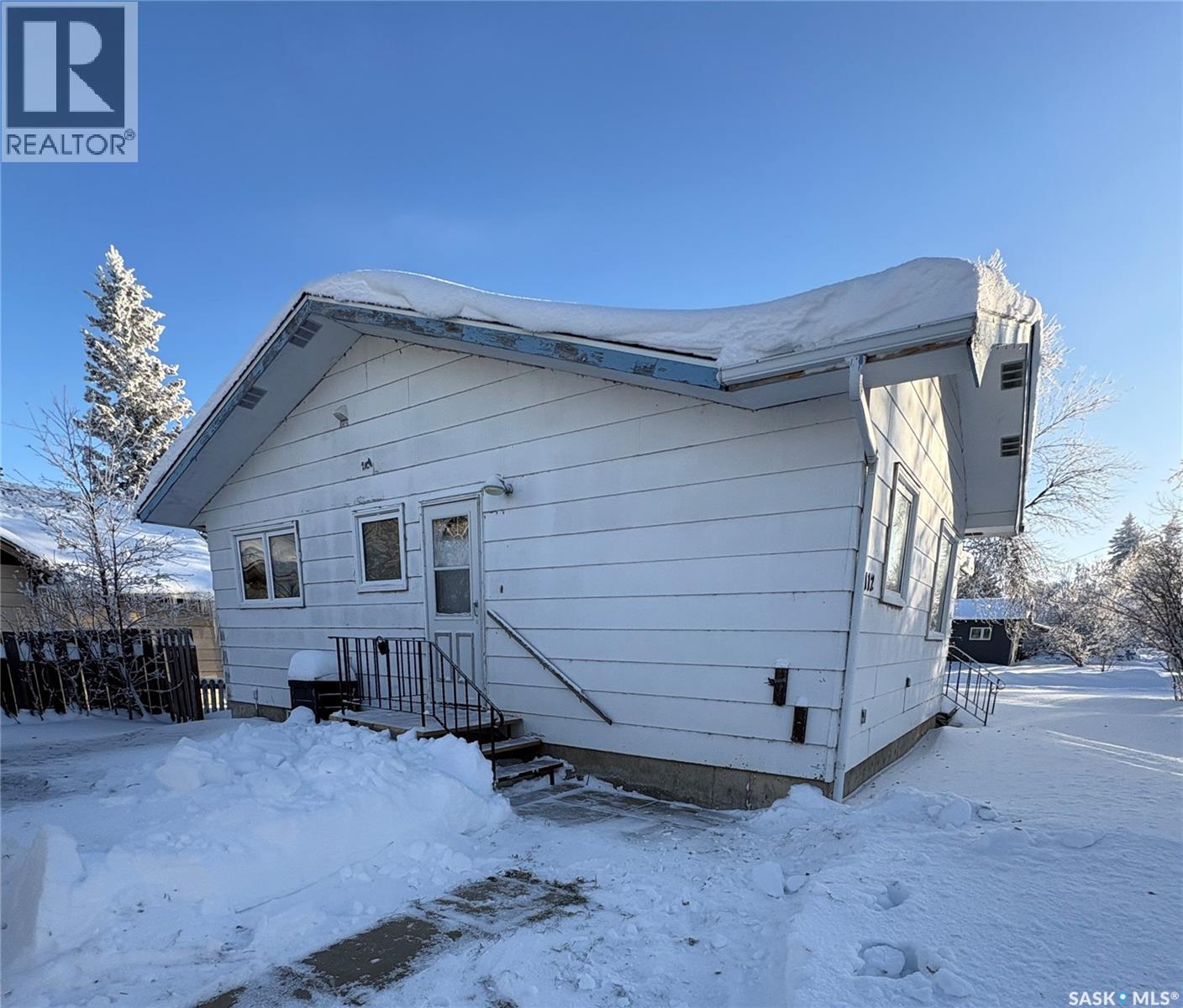 112 2Nd Avenue E, Kelvington, SK - Outdoor