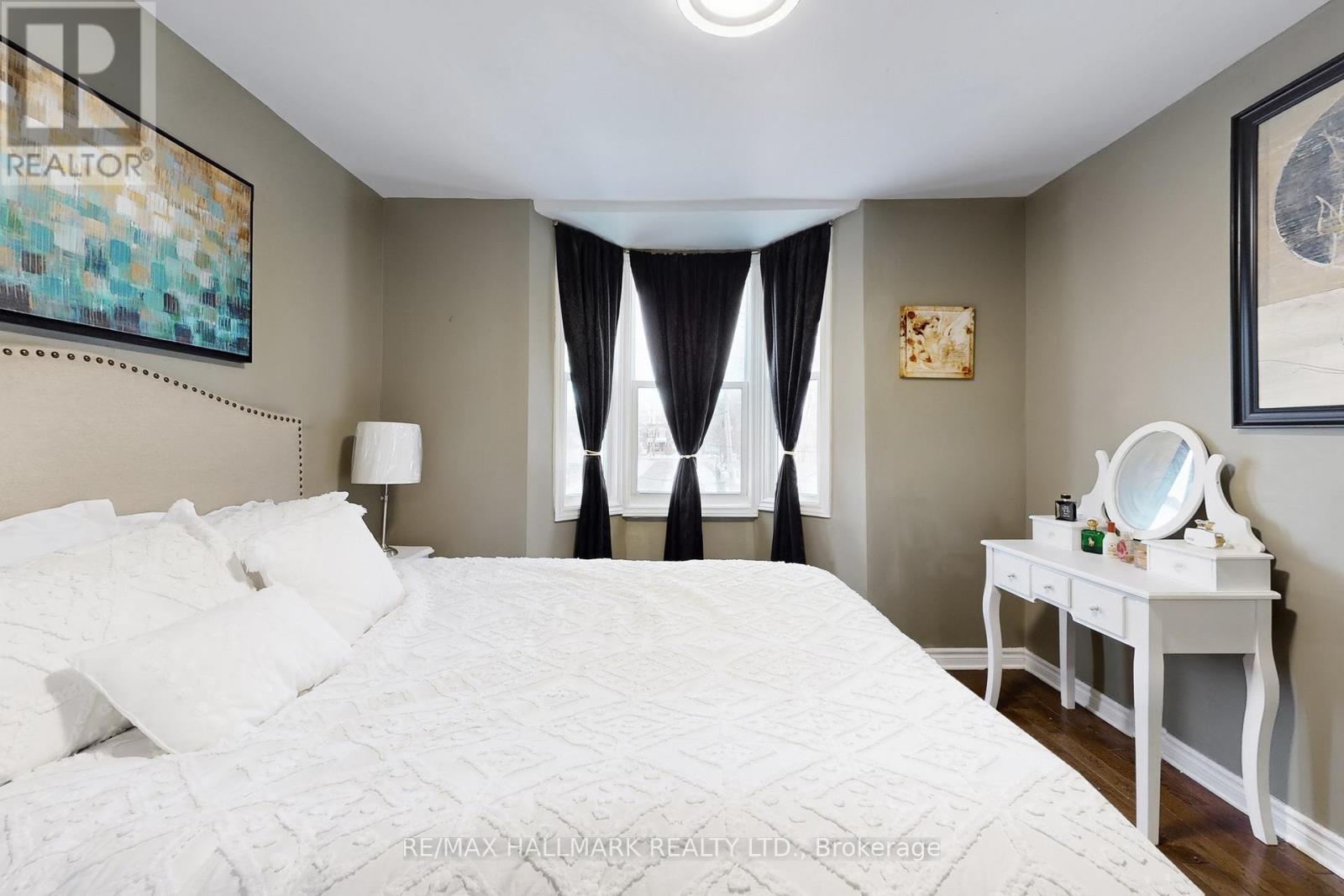 4 King Edward Avenue, Toronto, ON - Indoor Photo Showing Bedroom