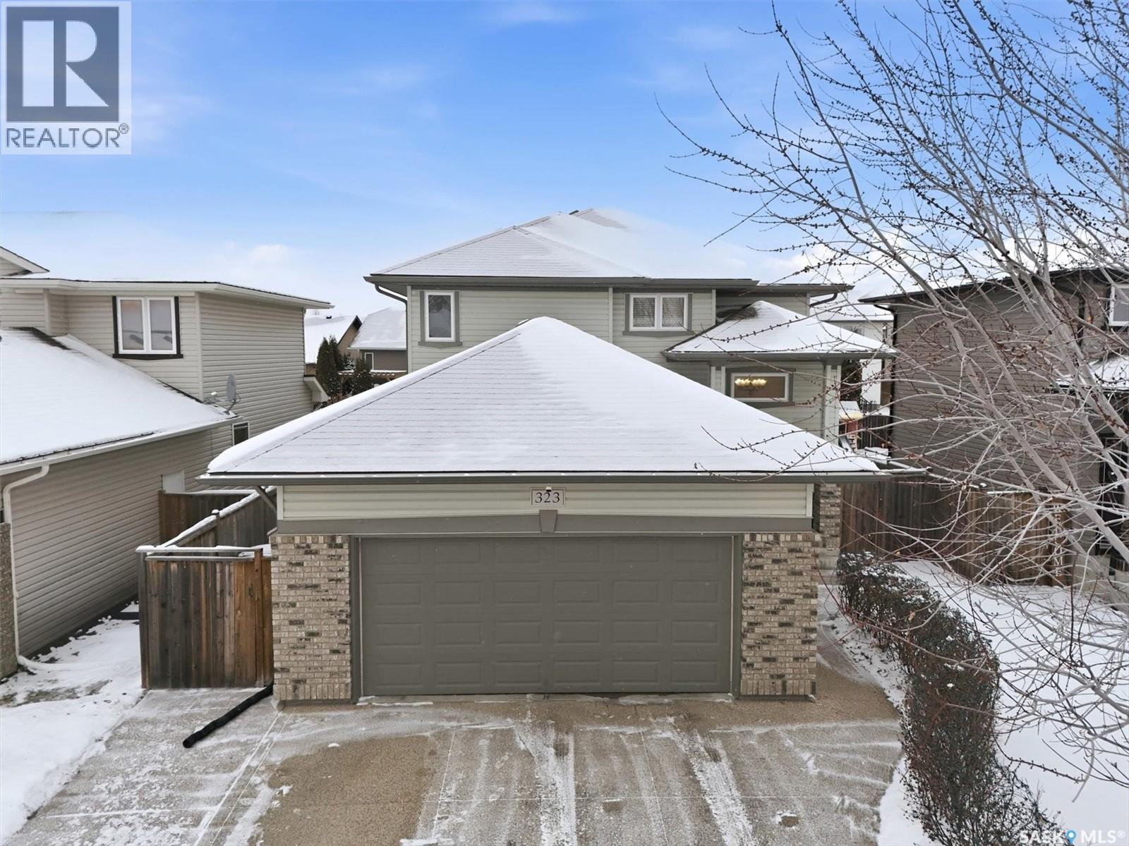 323 Hettle Cove, Saskatoon, SK - Outdoor