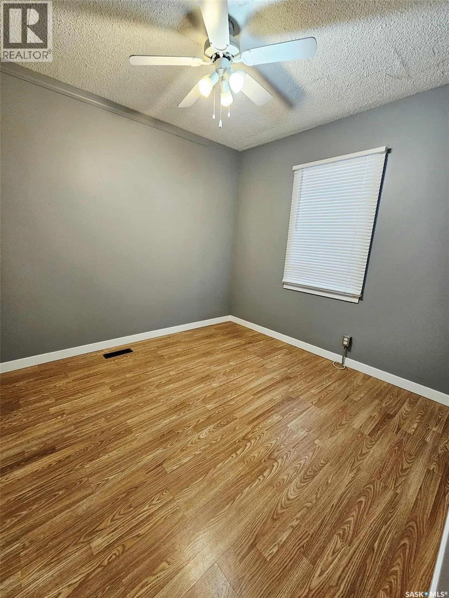 623 St Mary Street, Esterhazy, SK - Indoor Photo Showing Other Room