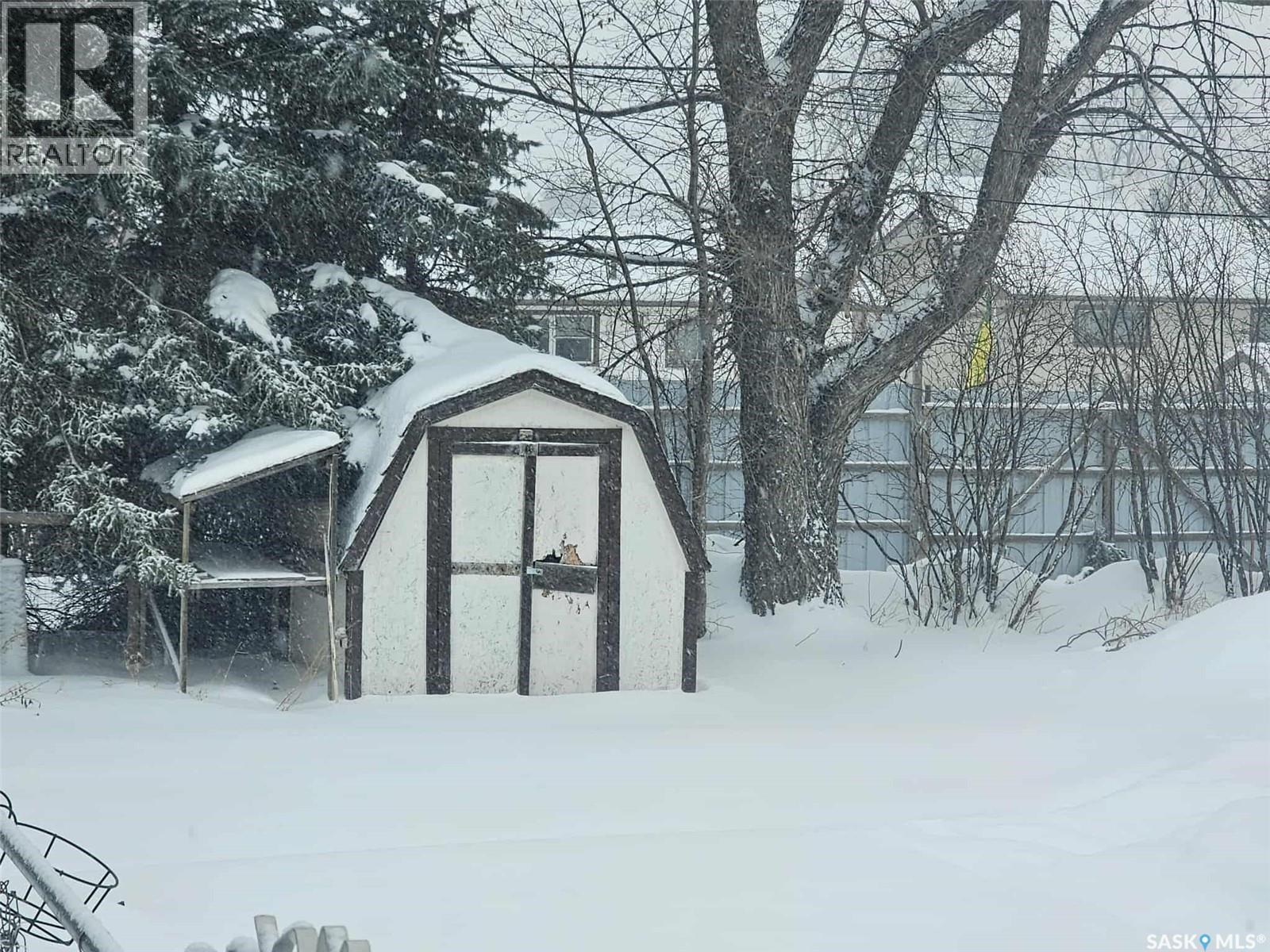 623 St Mary Street, Esterhazy, SK - Outdoor