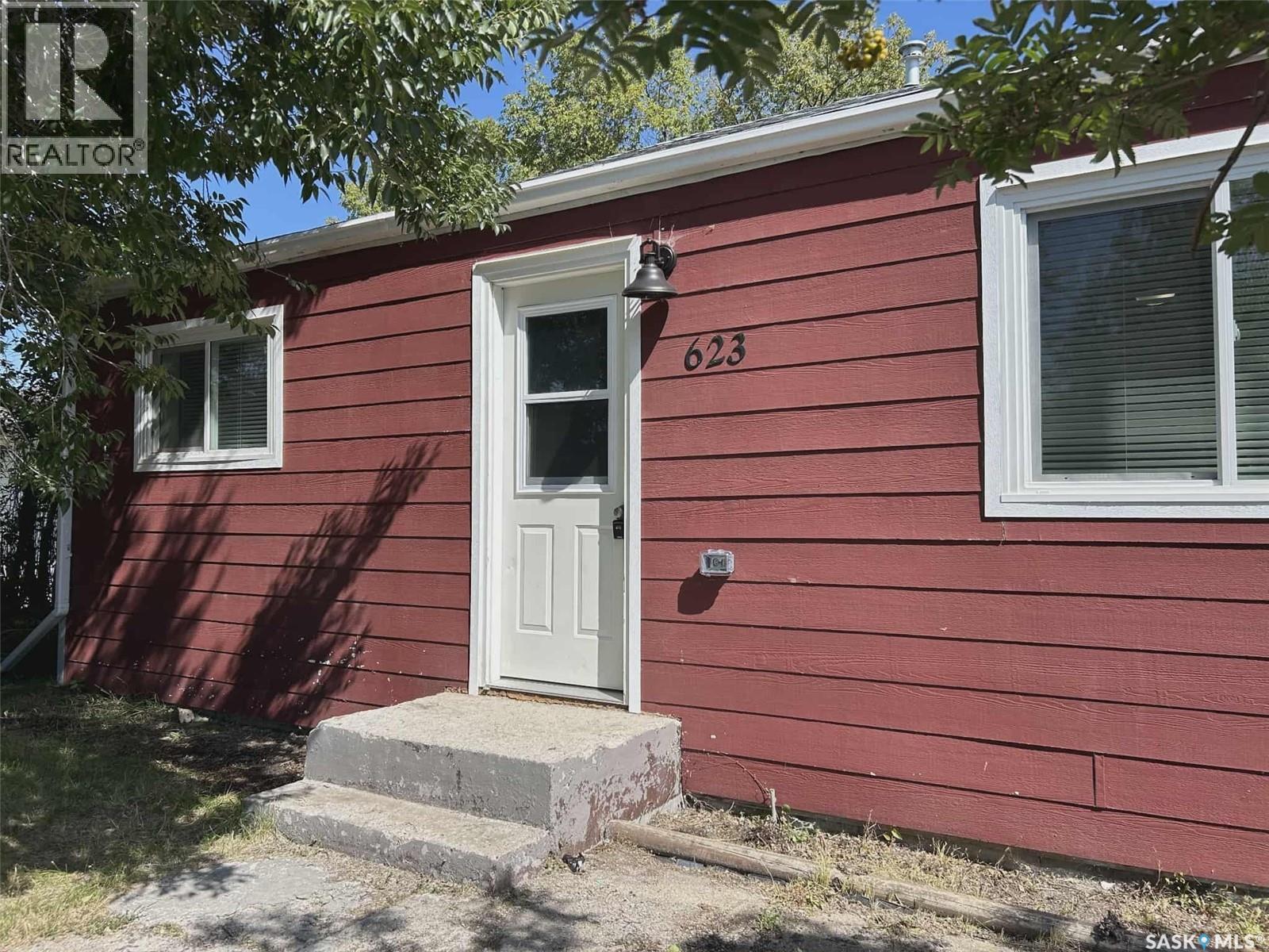 623 St Mary Street, Esterhazy, SK - Outdoor With Exterior