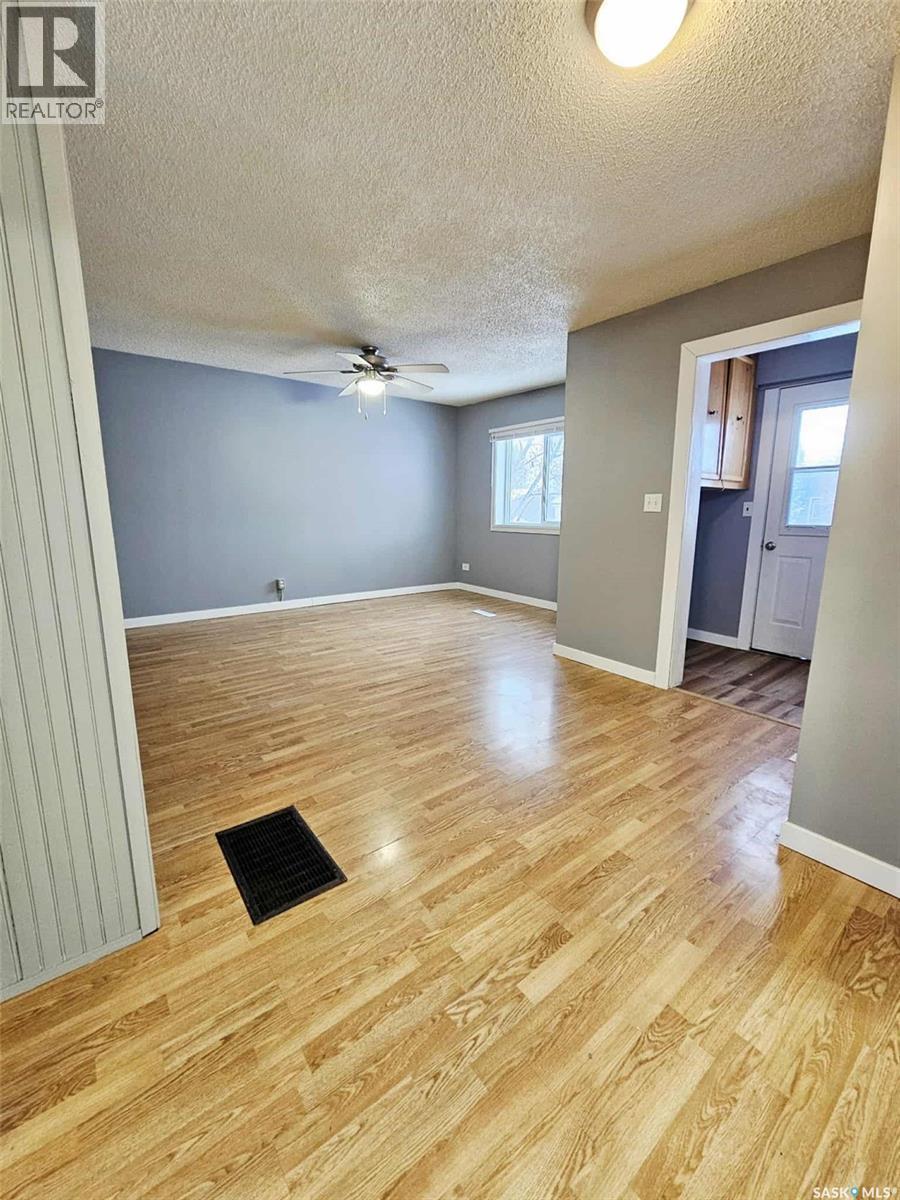 623 St Mary Street, Esterhazy, SK - Indoor Photo Showing Other Room