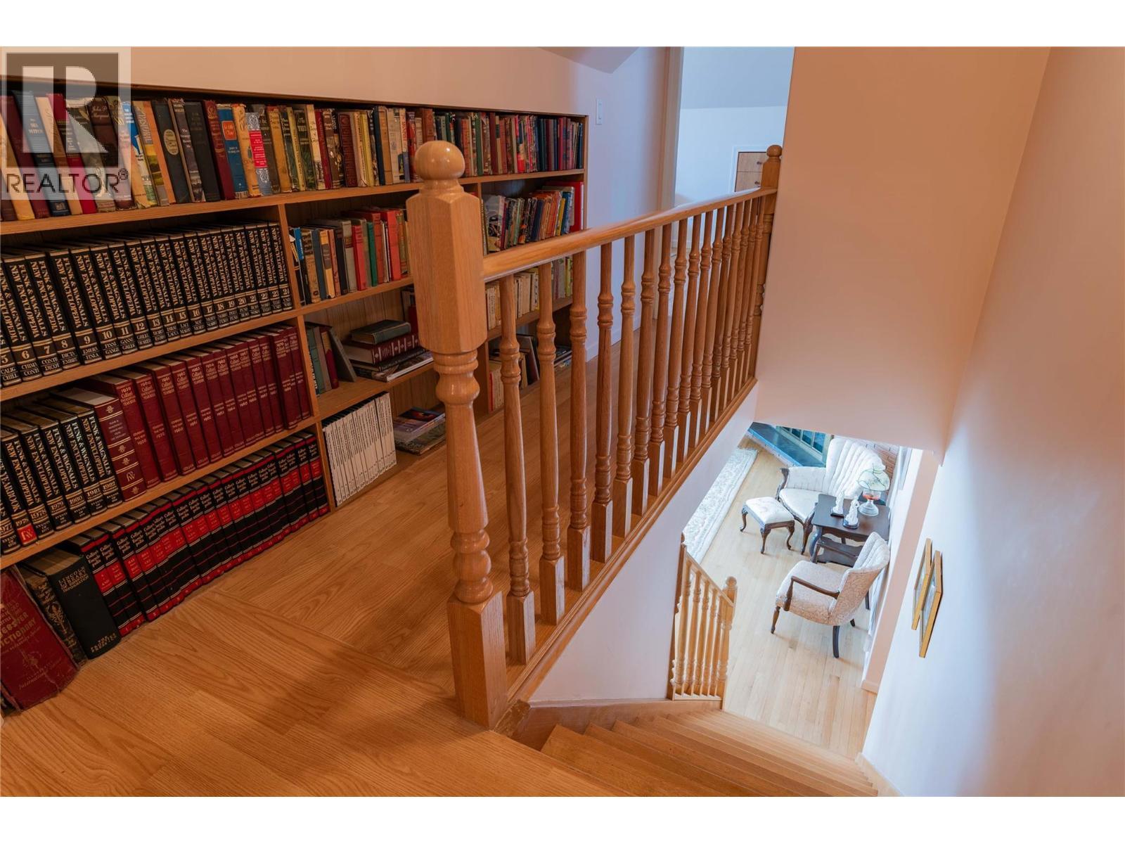 945 Thackeray Street, Warfield, BC - Indoor Photo Showing Other Room
