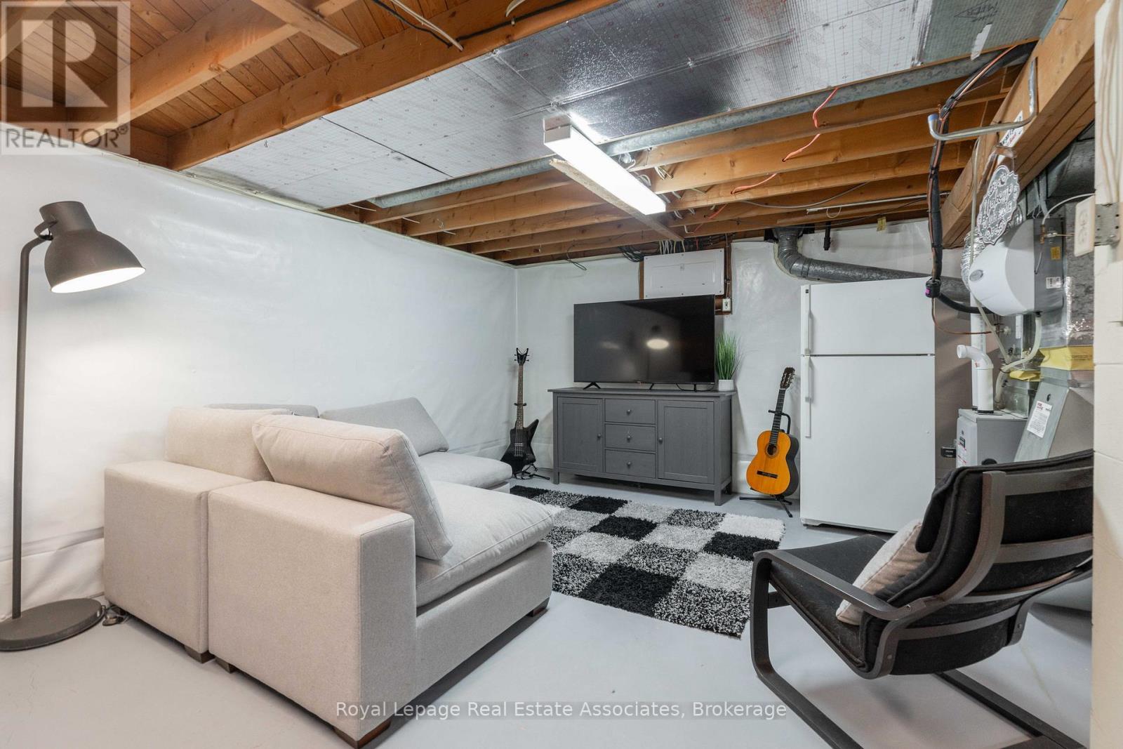 51 Delmar Drive, Hamilton, ON - Indoor Photo Showing Basement