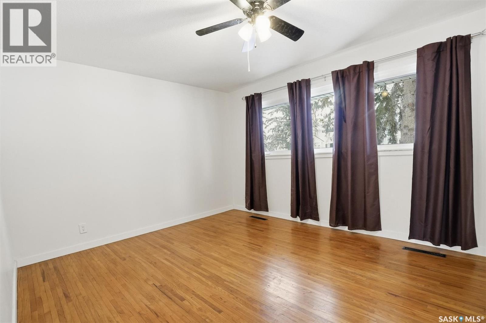 2126 William Avenue, Saskatoon, SK - Indoor Photo Showing Other Room