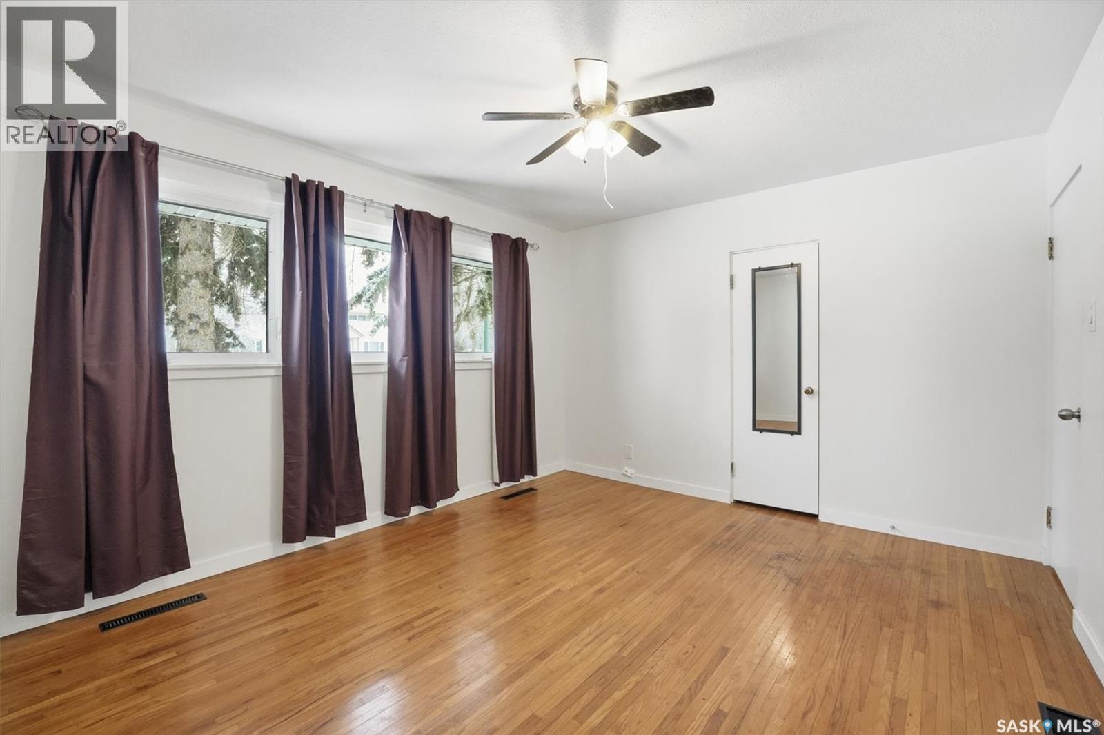 2126 William Avenue, Saskatoon, SK - Indoor Photo Showing Other Room