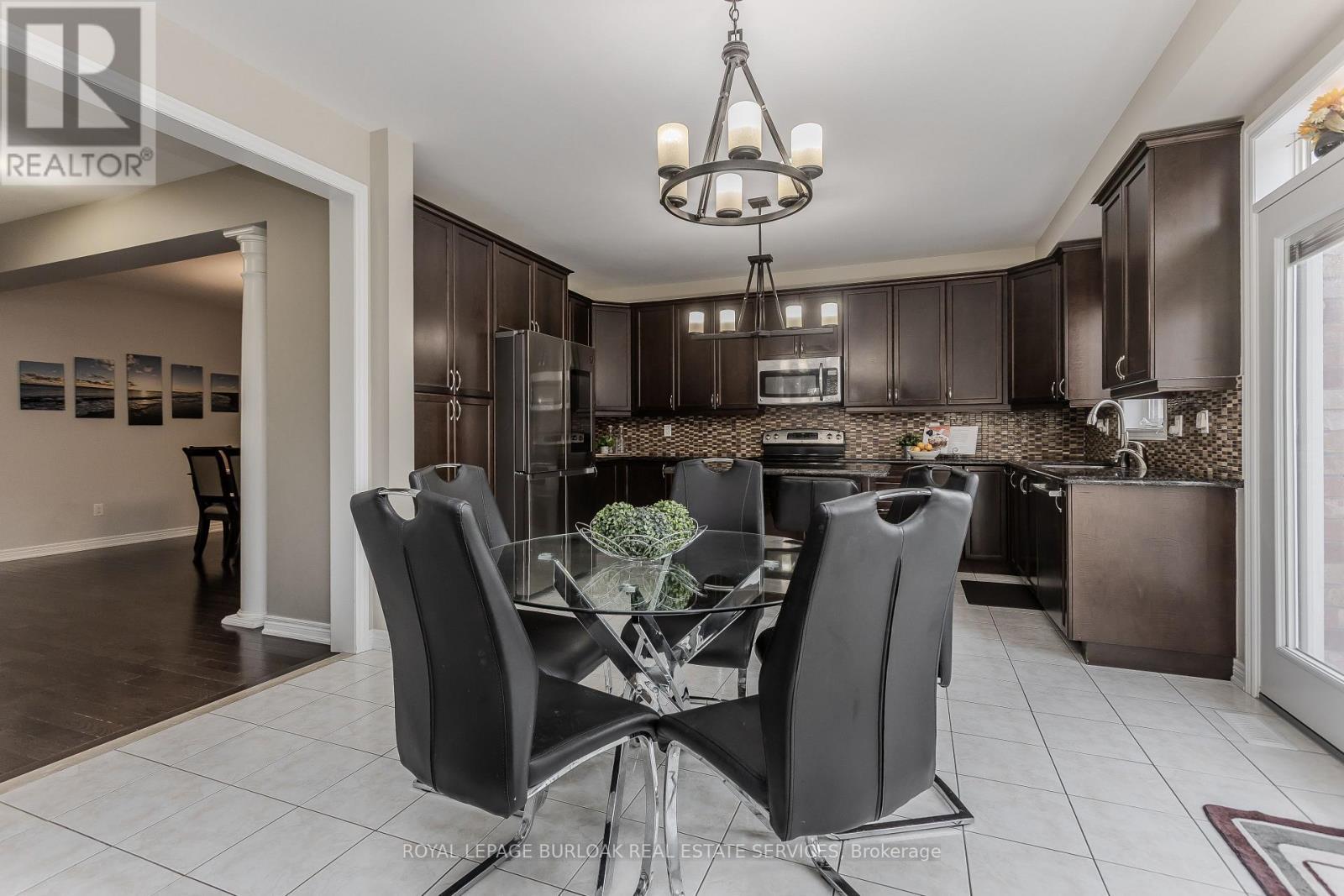3322 Stoneware Road, Burlington, ON - Indoor Photo Showing Other Room