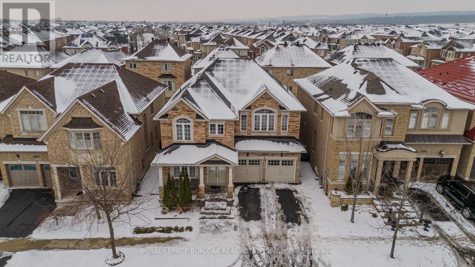 3322 Stoneware Road, Burlington, ON - Outdoor With Deck Patio Veranda With Facade