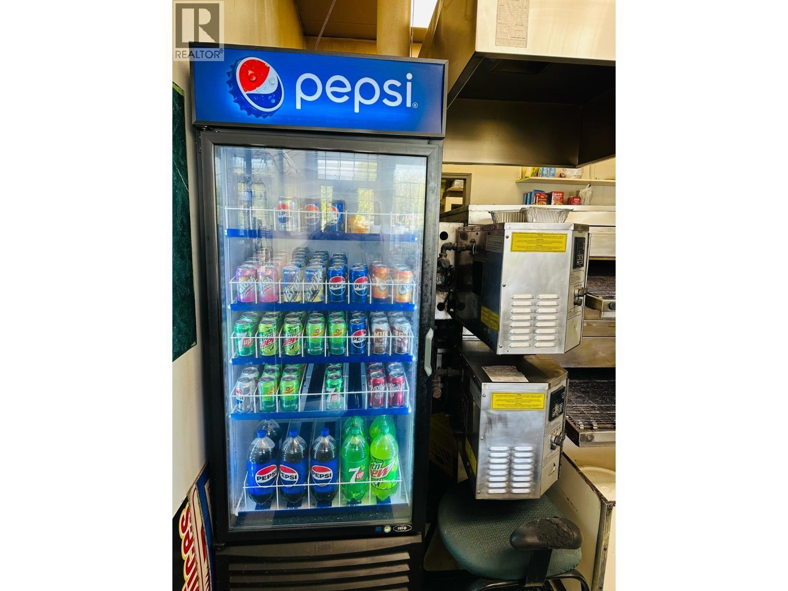 6483 Knight Street, Vancouver, BC