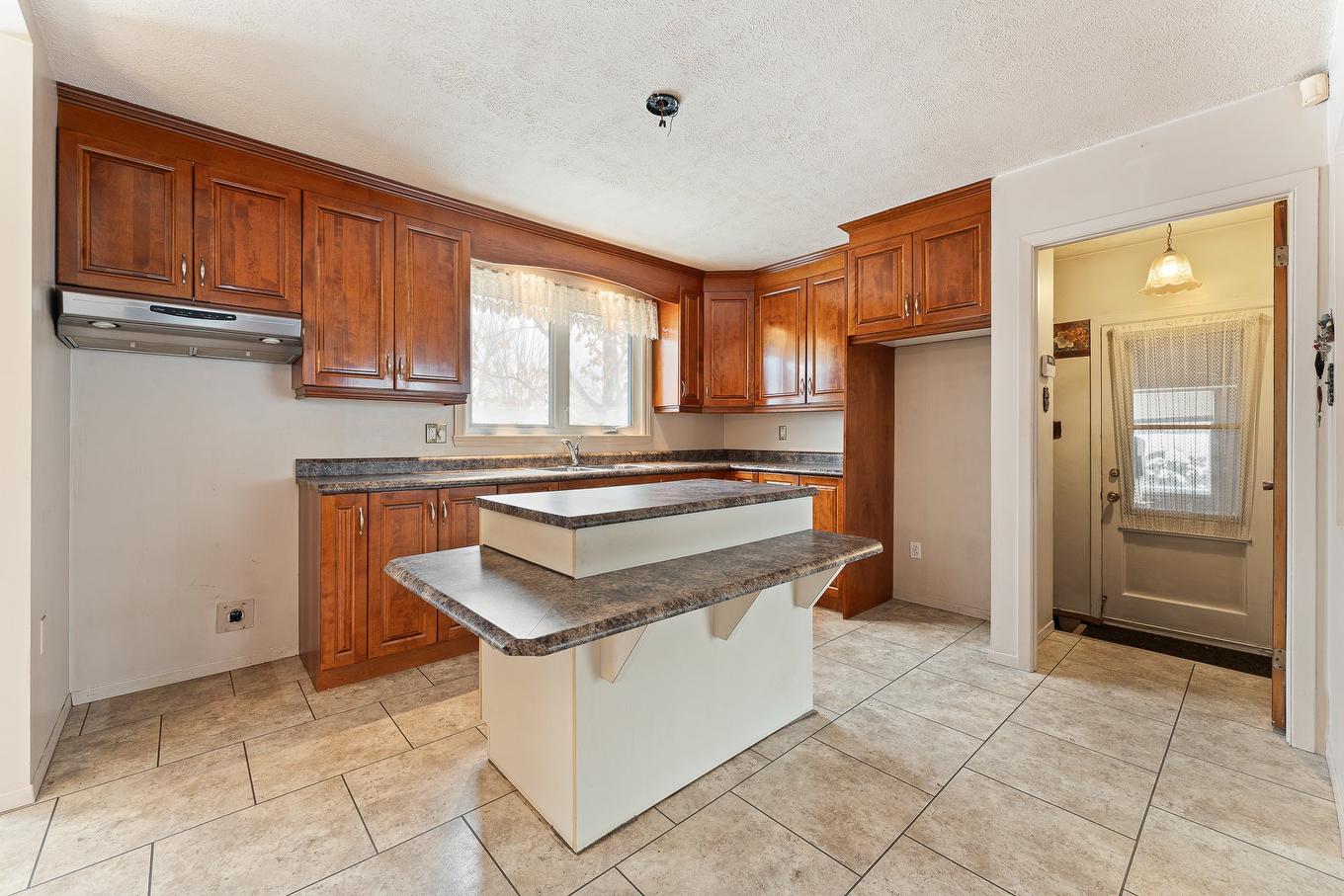 Cuisine - 1509 Rue De La Pépinière, Sherbrooke (Brompton/Rock Forest/Saint-Élie/Deauville), QC - Indoor Photo Showing Kitchen