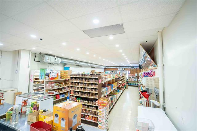 467 Sargent Ave, Winnipeg, MB