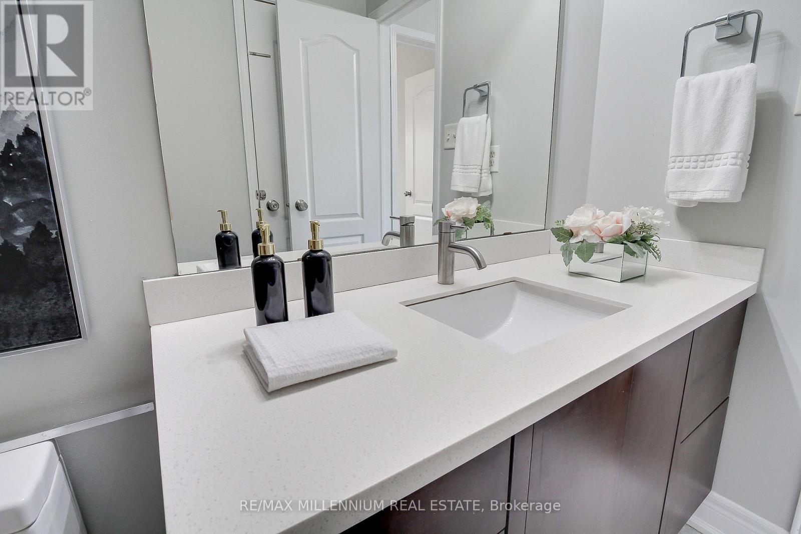6 Studebaker Trail, Brampton, ON - Indoor Photo Showing Bathroom