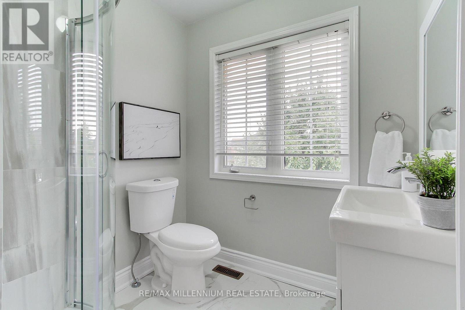 6 Studebaker Trail, Brampton, ON - Indoor Photo Showing Bathroom