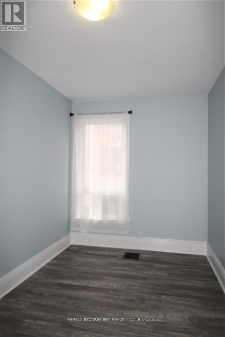 19 Emerald Street N, Hamilton, ON - Indoor Photo Showing Other Room