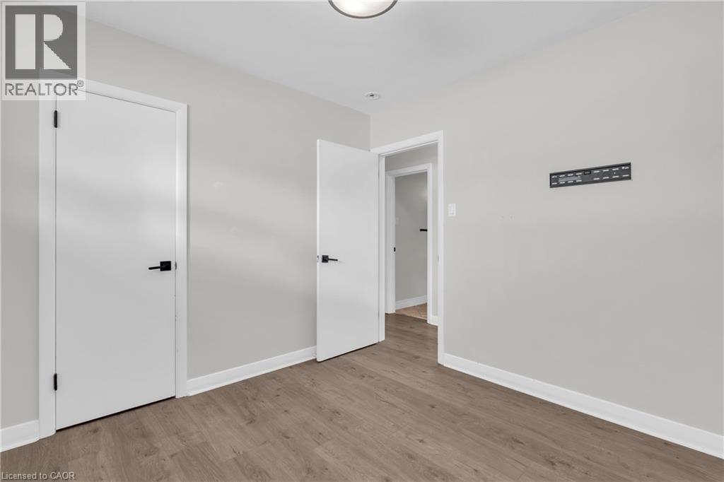 220 Bruce Street, Kitchener, ON - Indoor Photo Showing Other Room