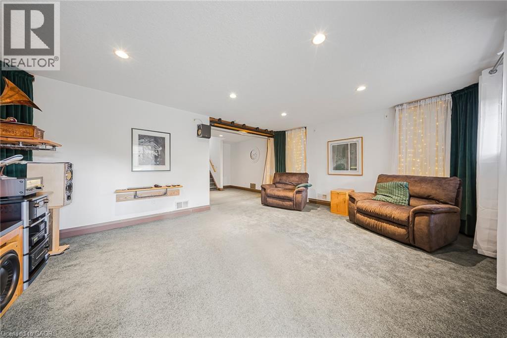 11 Renner Drive, Cambridge, ON - Indoor