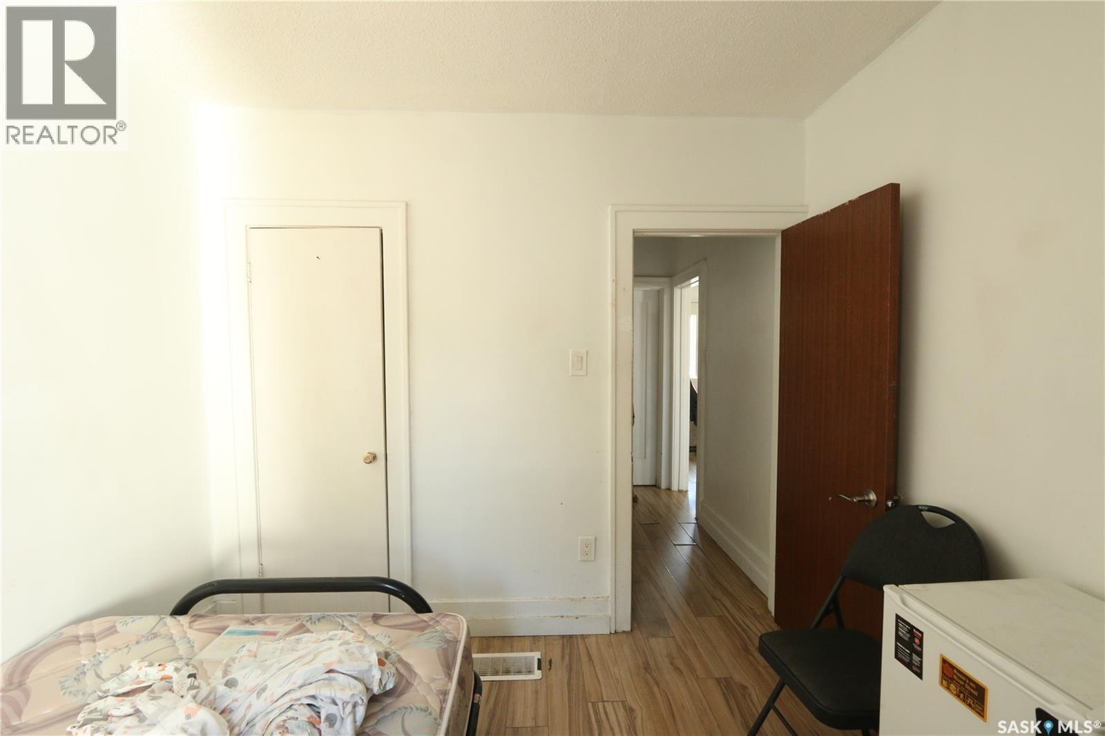 1115 Robinson Street, Regina, SK - Indoor