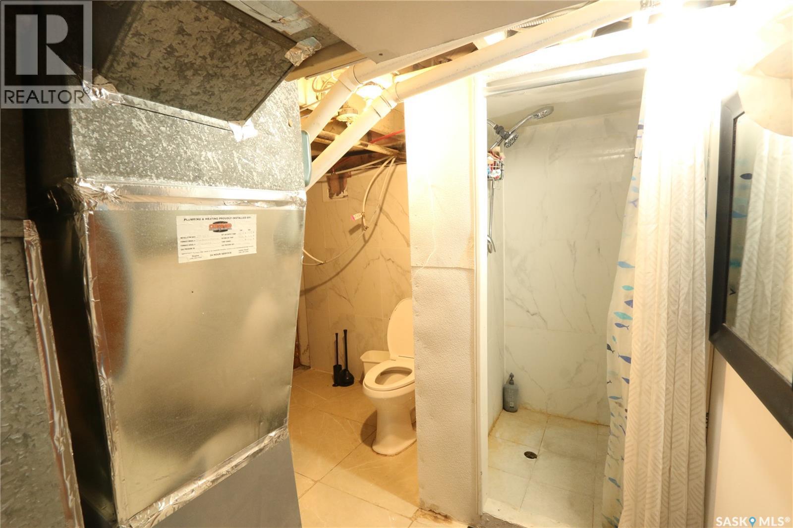 1115 Robinson Street, Regina, SK - Indoor Photo Showing Basement