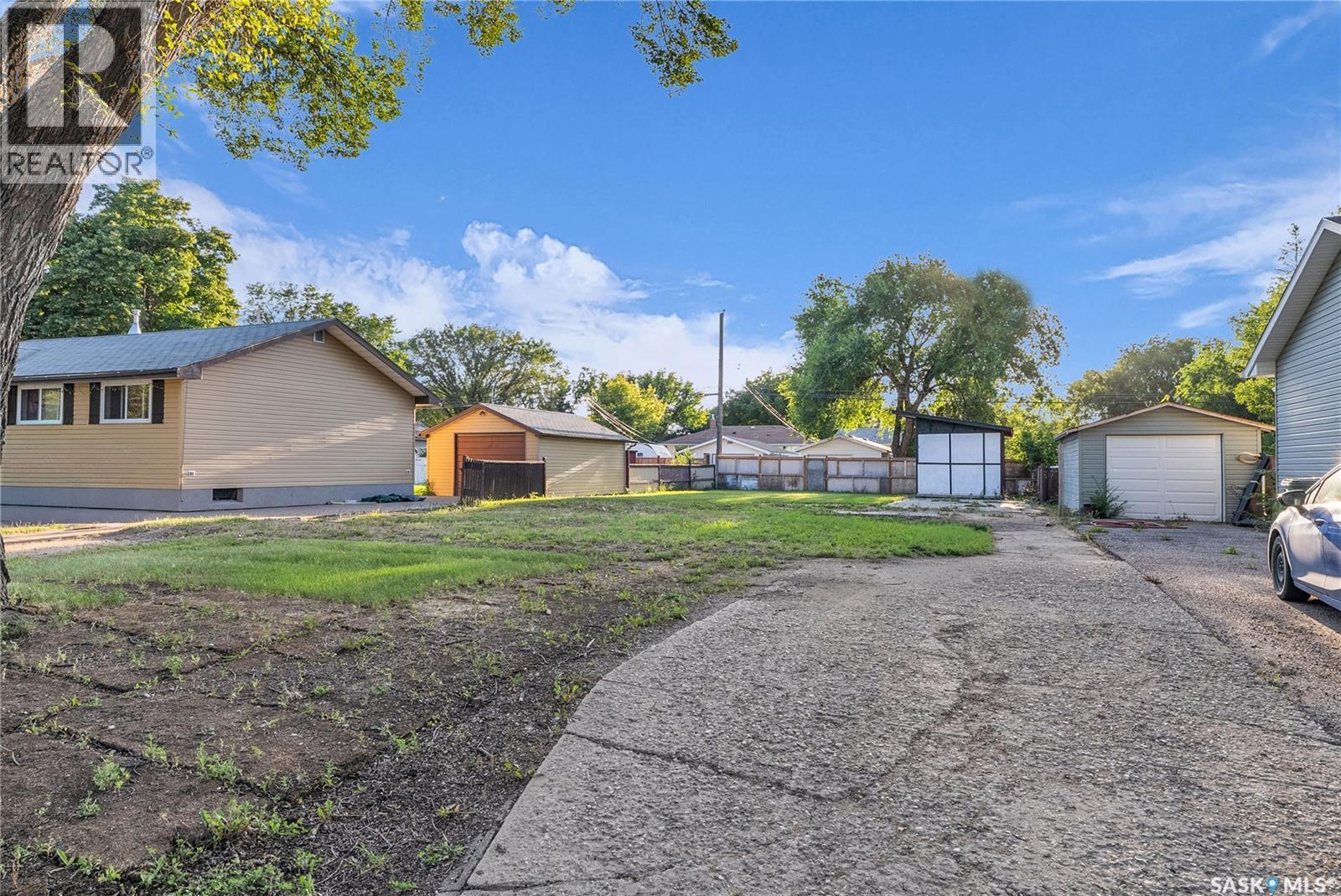 1713 D Avenue N, Saskatoon, SK