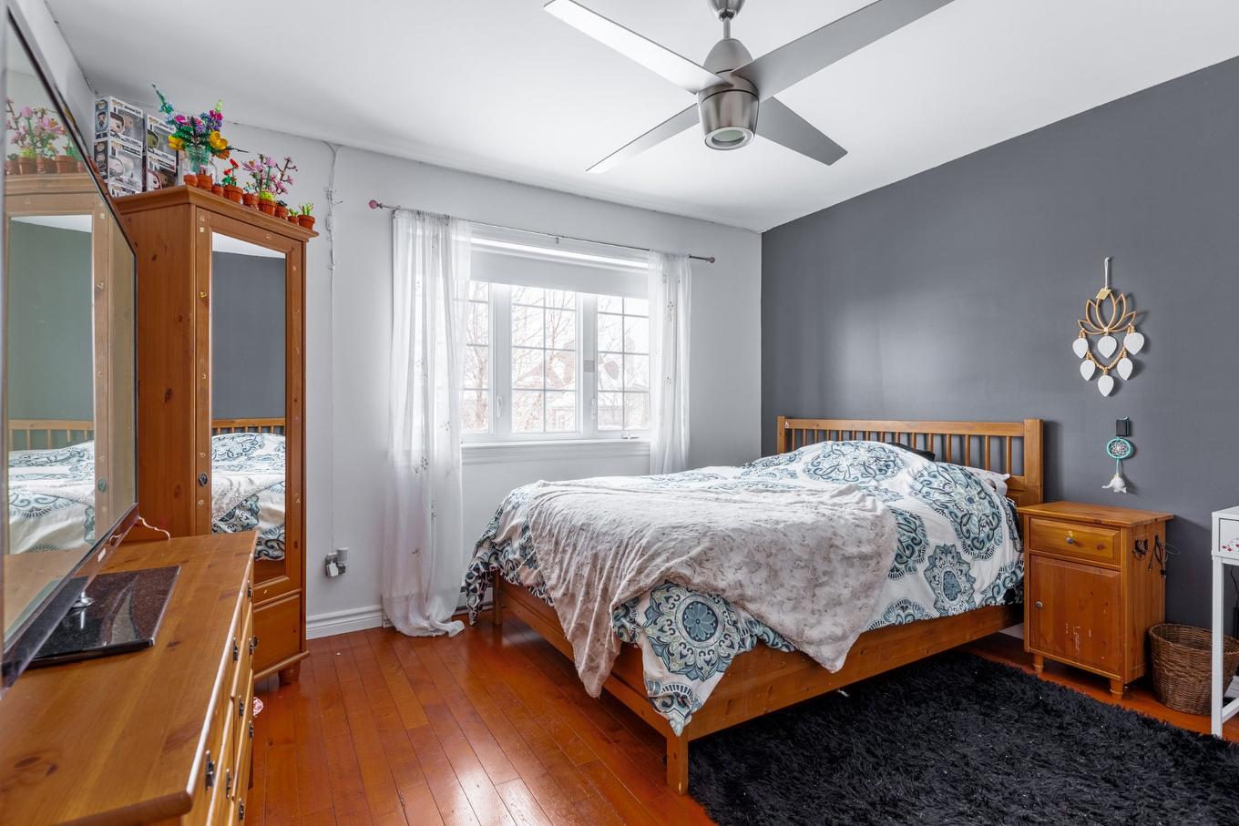 Bedroom - 52 Rue De Lourtel, Saint-Jean-Sur-Richelieu, QC - Indoor Photo Showing Bedroom