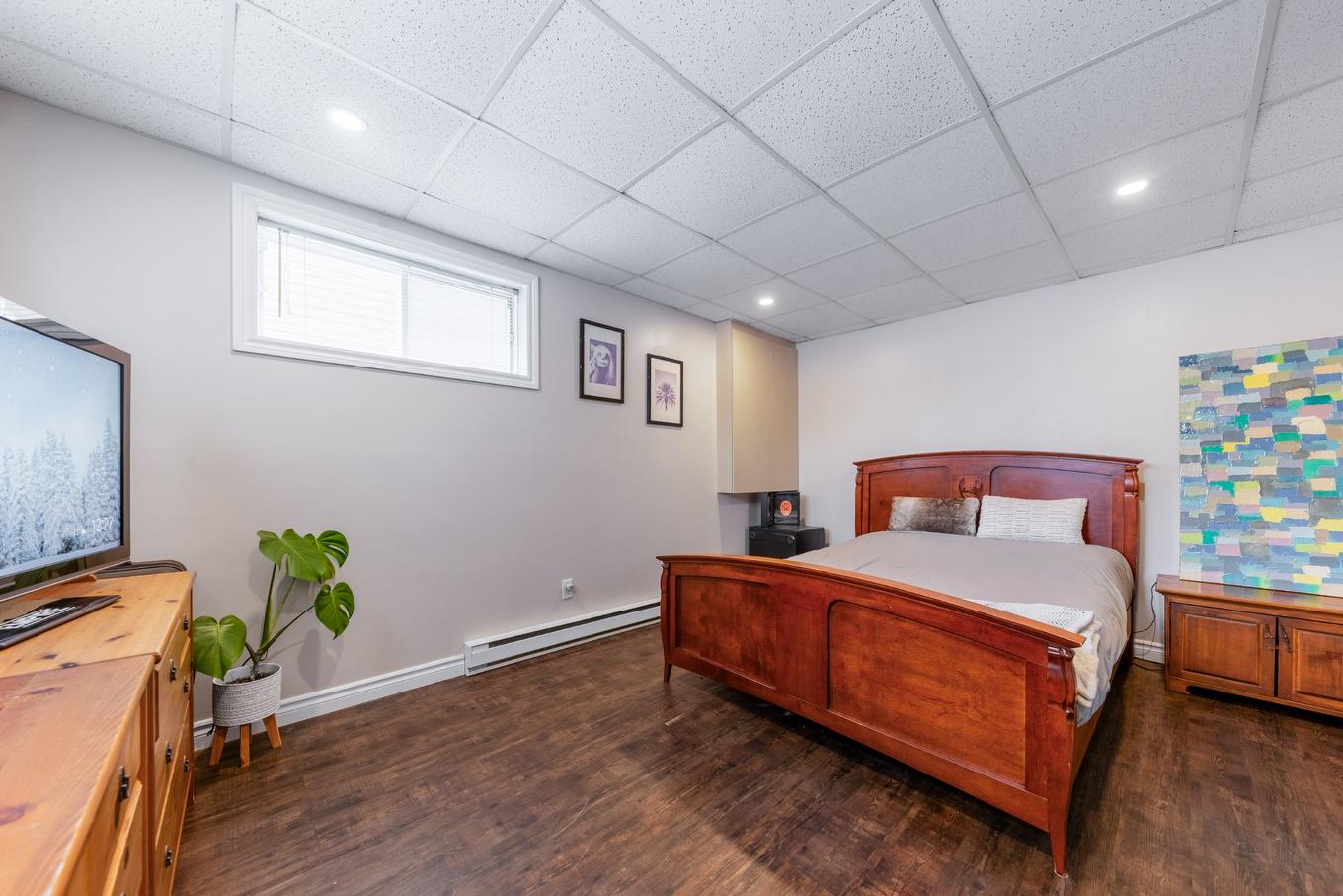 Bedroom - 52 Rue De Lourtel, Saint-Jean-Sur-Richelieu, QC - Indoor Photo Showing Bedroom