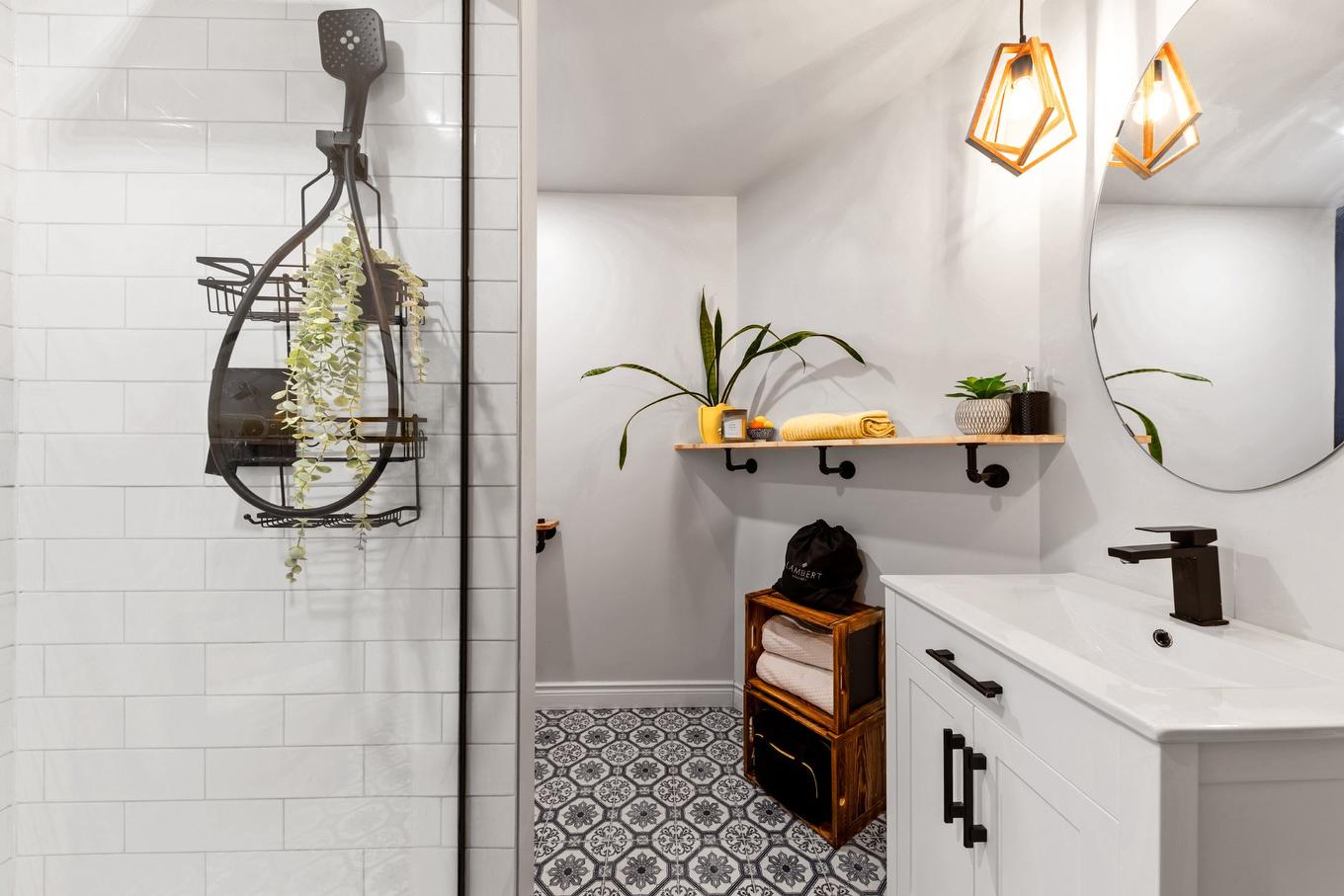 Bathroom - 52 Rue De Lourtel, Saint-Jean-Sur-Richelieu, QC - Indoor Photo Showing Bathroom