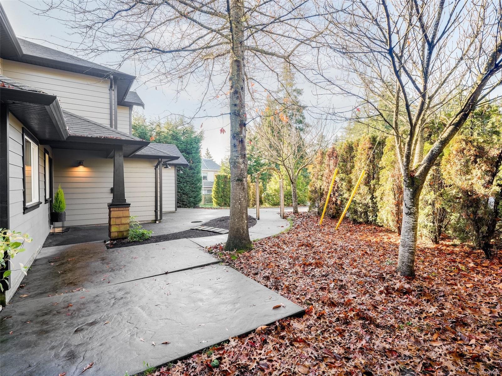 2 Game Rd, View Royal, BC