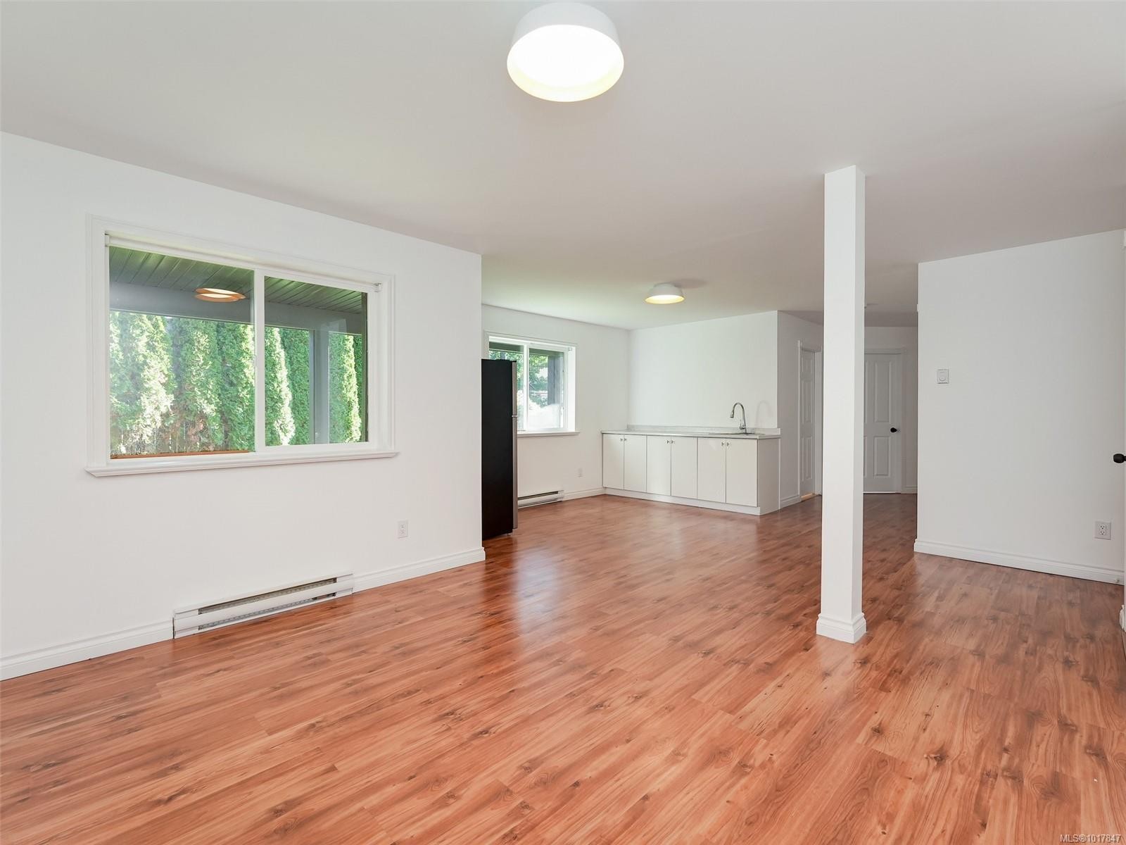 2 Game Rd, View Royal, BC