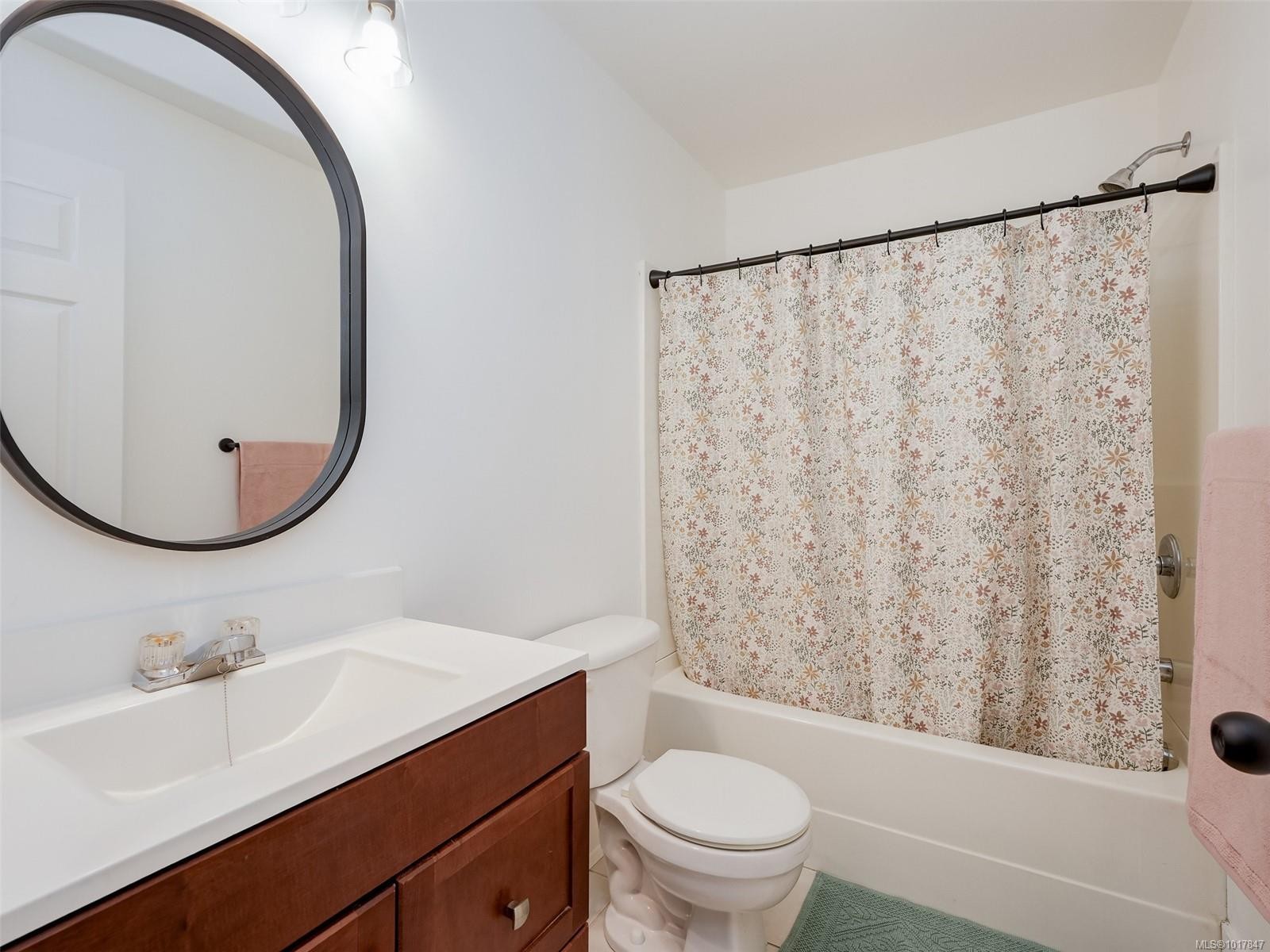 2 Game Rd, View Royal, BC