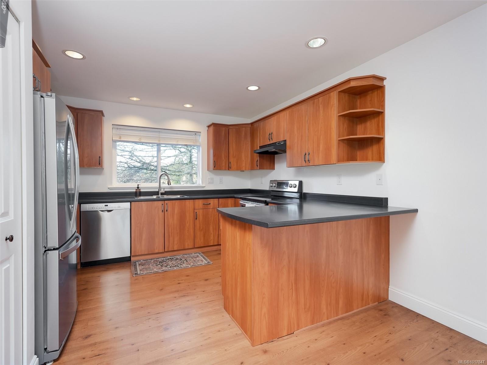 2 Game Rd, View Royal, BC