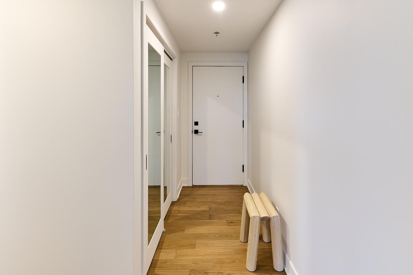 Hall d'entrée/Vestibule - 712-64 Ch. St-François-Xavier, Candiac, QC - Indoor Photo Showing Other Room