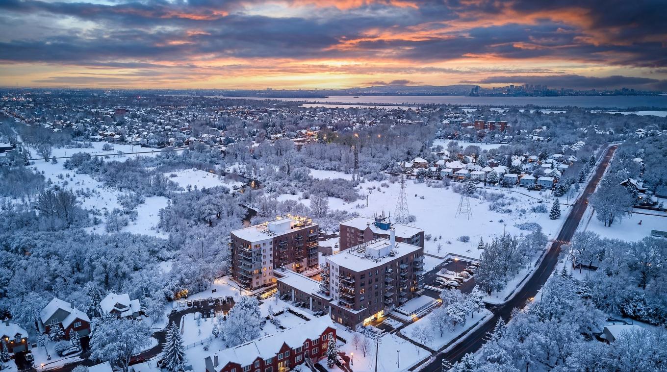 Photo aérienne - 712-64 Ch. St-François-Xavier, Candiac, QC - Outdoor With View
