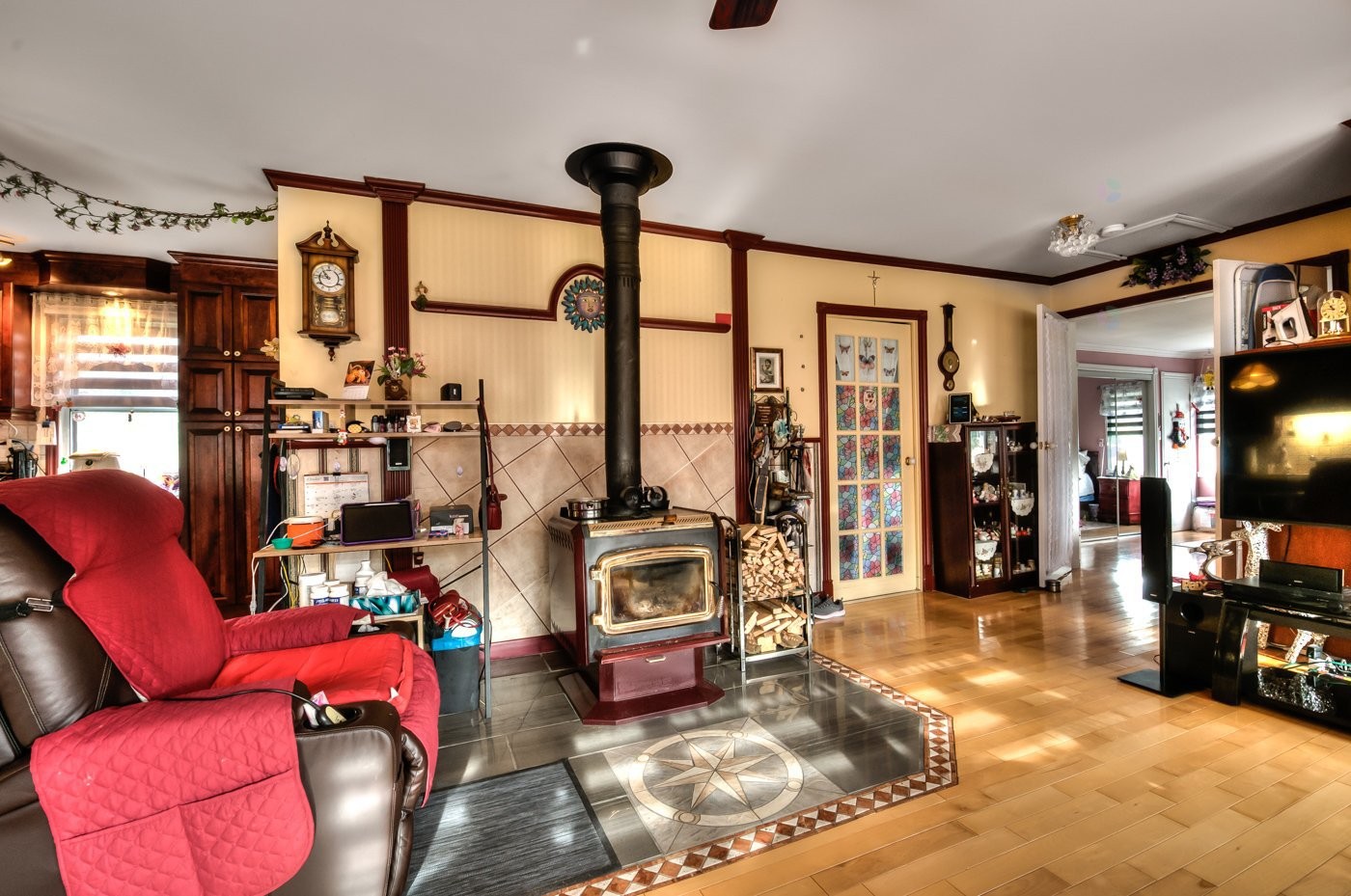 Dining Room - 200 Rg Des Cyprès, Saint-Sylvère, QC - Indoor Photo Showing Living Room With Fireplace