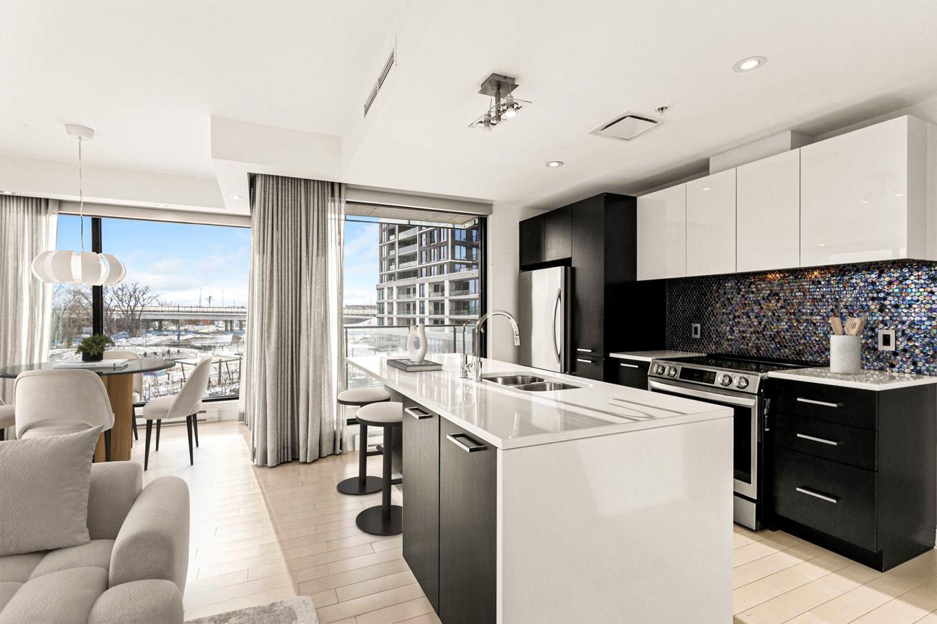 Cuisine - 303-299 Rue De La Rotonde, Montréal (Verdun/Île-Des-Soeurs), QC - Indoor Photo Showing Kitchen