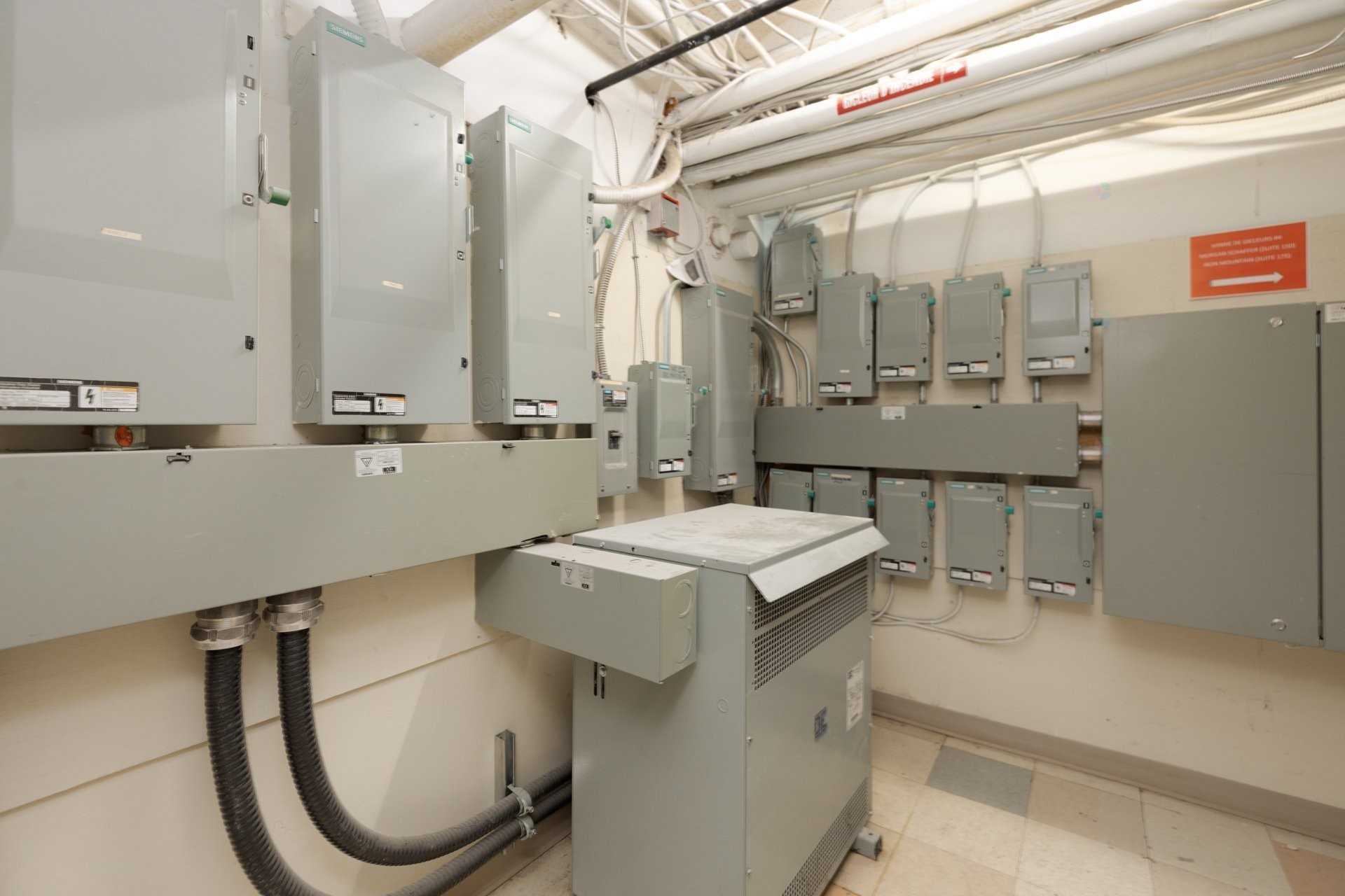 Autre - Unit-D-8300 Rue St-Patrick, Montréal (Lasalle), QC - Indoor Photo Showing Basement