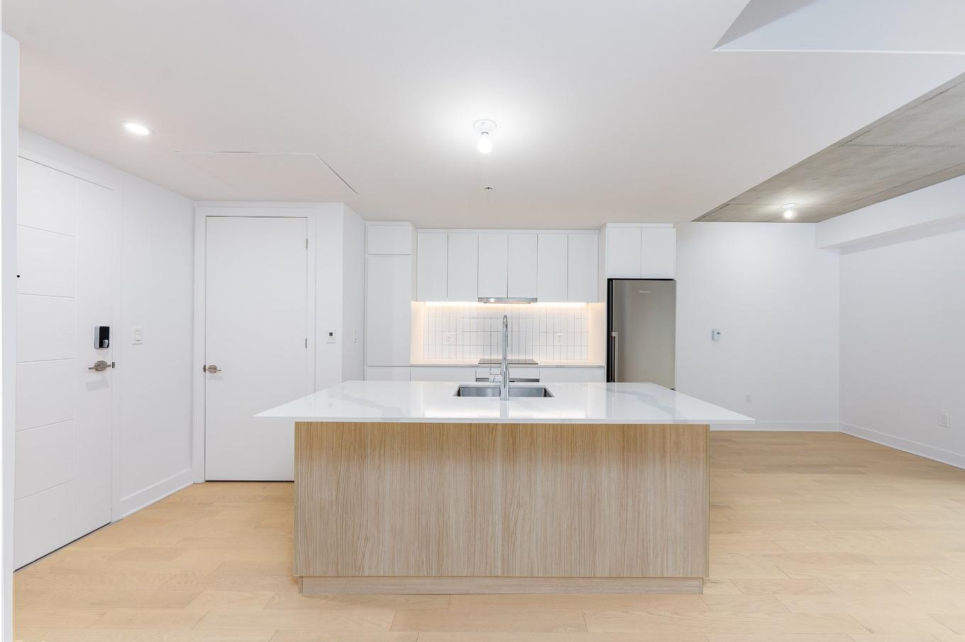 Kitchen - 1408-100 Rue Murray, Montréal (Le Sud-Ouest), QC - Indoor Photo Showing Kitchen With Double Sink