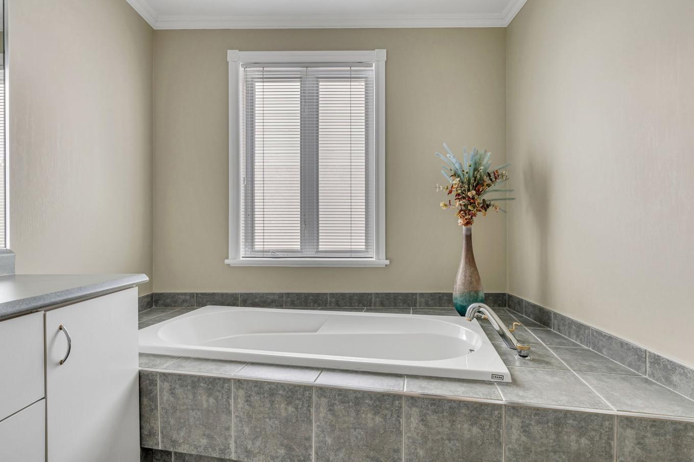 Salle de bains - 4359 Rue Des Tourne-Pierres, Québec (Charlesbourg), QC - Indoor Photo Showing Bathroom