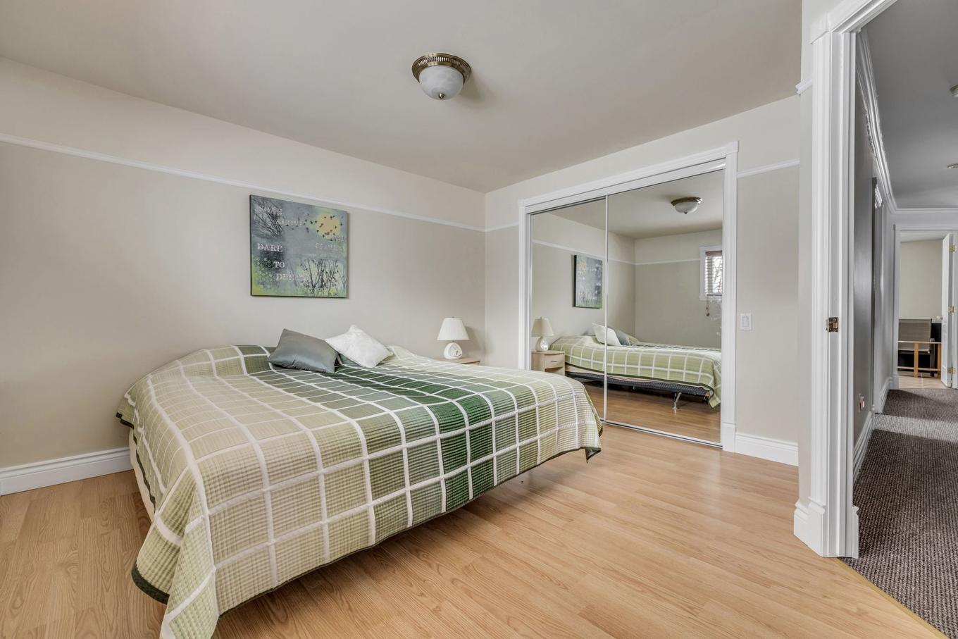 Chambre à coucher - 4359 Rue Des Tourne-Pierres, Québec (Charlesbourg), QC - Indoor Photo Showing Bedroom