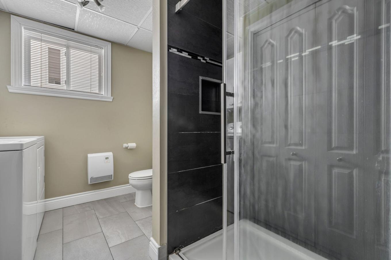 Salle de bains - 4359 Rue Des Tourne-Pierres, Québec (Charlesbourg), QC - Indoor Photo Showing Bathroom