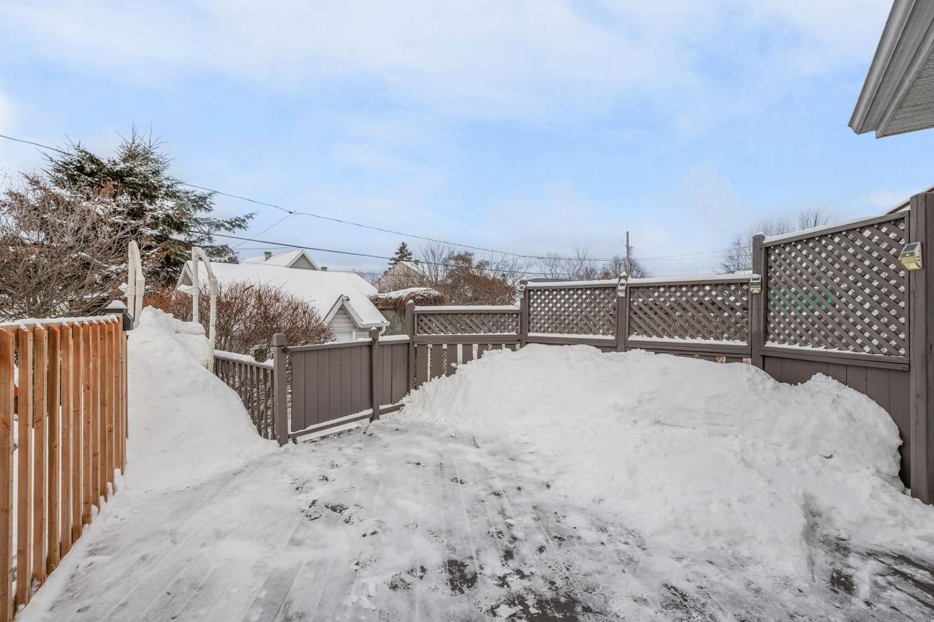 Cour - 4359 Rue Des Tourne-Pierres, Québec (Charlesbourg), QC - Outdoor